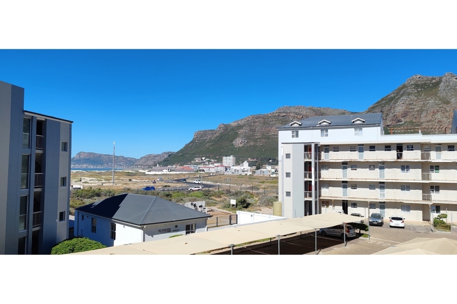 2 Bedroom Property for Sale in Muizenberg Western Cape